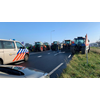 Boeren blokkeren dijk Enkhuizen - Lelystad