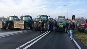 Boeren blokkeren dijk Enkhuizen Lelystad 3
