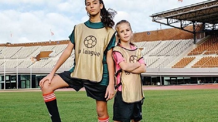 Voetbalmeisjes gezocht voor het goede doel