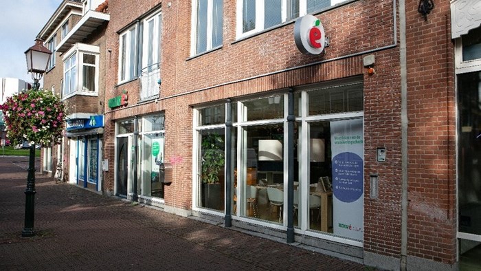 Unive winkel aan het Breed in Hoorn