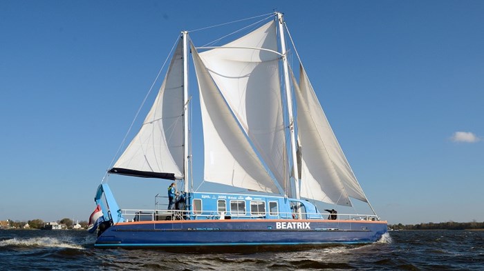 SailWise catamaran Beatrix - actief zeilen