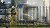 Container op fabrieksterrein Zwaagdijk in brand 1
