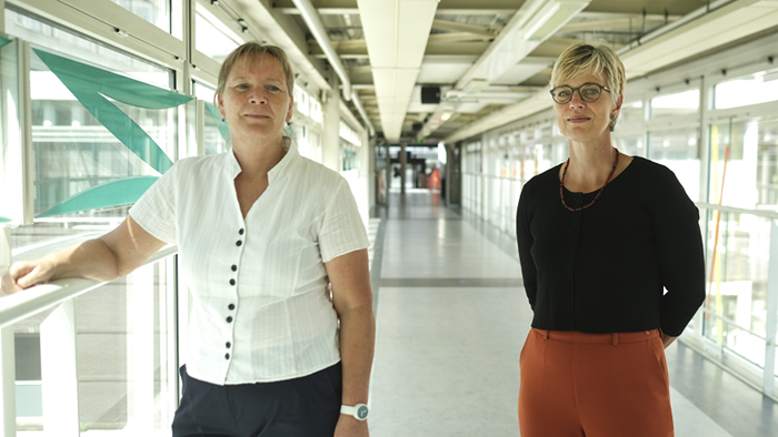 Onderzoekers die het onderzoek willen uitvoeren links Caroline van Heugten en rechts Janneke Horn