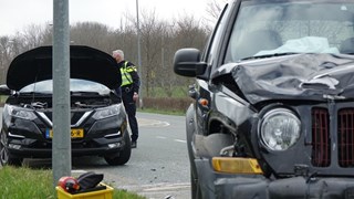 Auto's total loss na ongeval in Hoorn