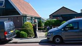 Politie doet onderzoek bij aangetroffen stoffelijk overschot in Berkhout 2