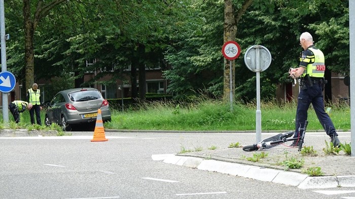 Twee kinderen gewond bij aanrijding IJsselweg 2