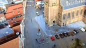 Kerkplein parkeren - still uit video gemeente Hoorn
