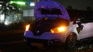 Auto's botsen in Enkhuizen door dronken bestuurder