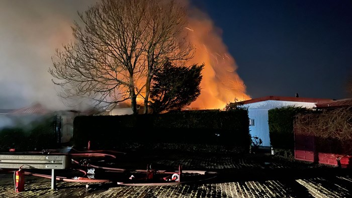 Grote brand in bungalowpark Wervershoof