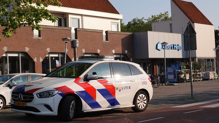 Overval op Albert Heijn aan de Dorpsstraat in Zwaag