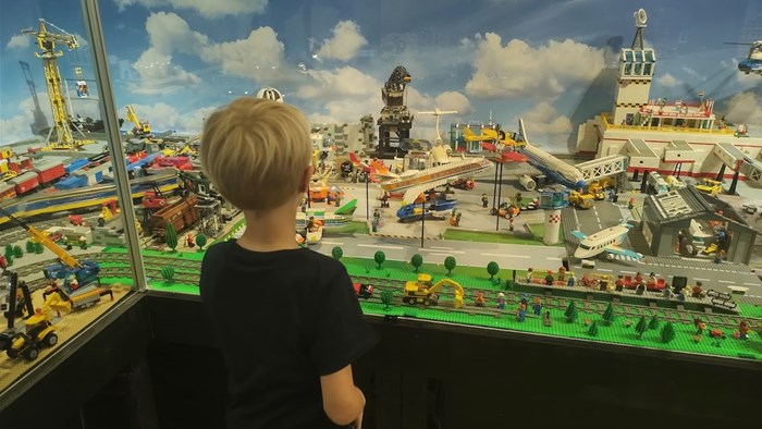 LEGO diorama in Museum 20e Eeuw 2023 d